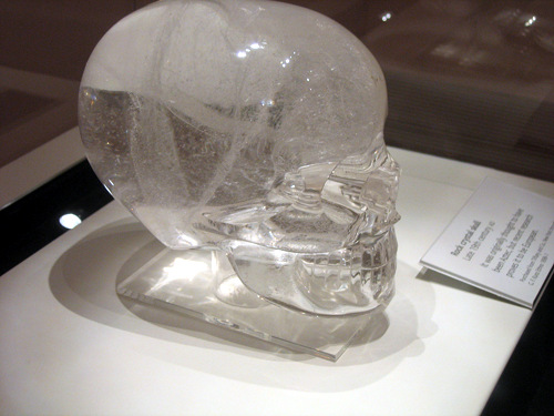 Хрустальный череп майя