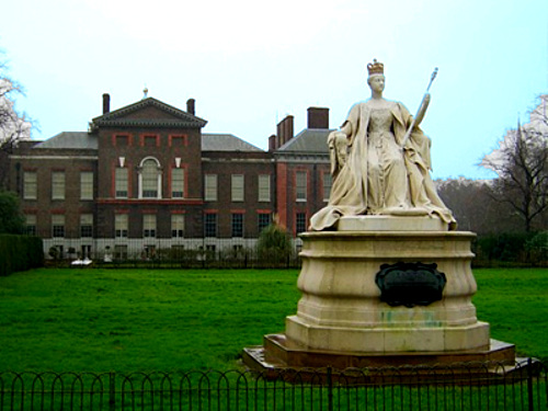 Памятник королеве Виктории